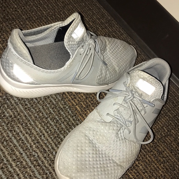 New Balance Running Shoe - Used - Picture 2 of 2